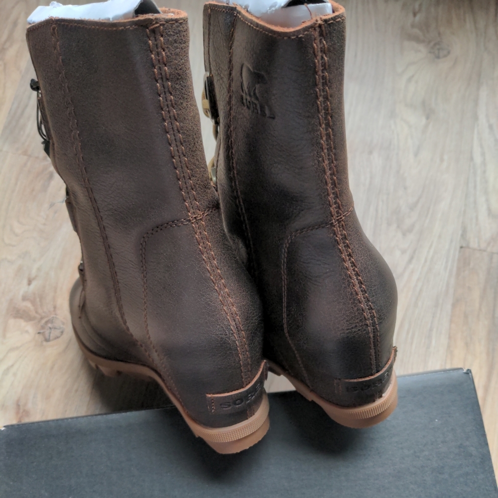 Sorel Joan Of Arctic Boots - Picture 8 of 11